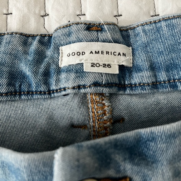 Good American - Picture 4 of 4